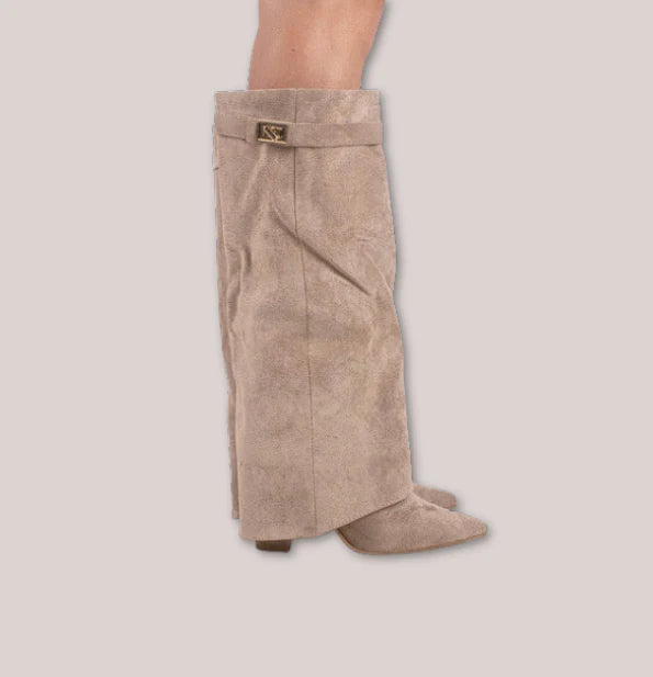 Elva | Elegante Suede-Stiefel mit goldenen Details