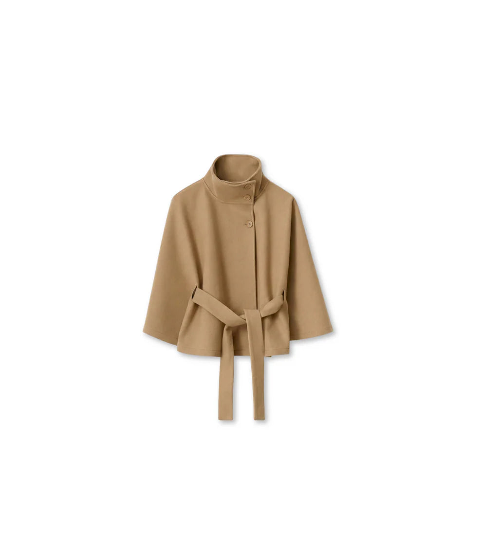 Elegante Jacke mit Gürtel